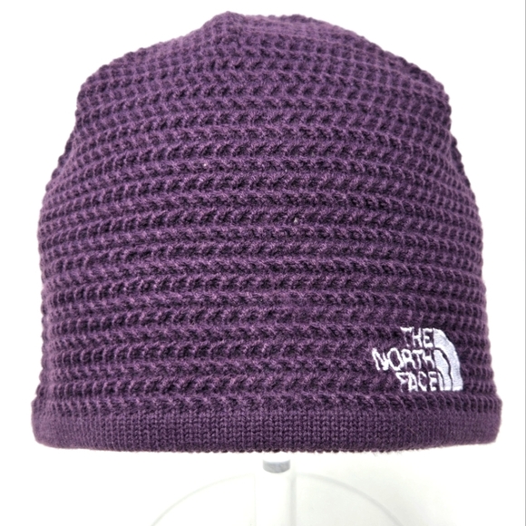 THE NORTH FACE PURPLE KNITWEAR BEANIE HAT SKULL CAP WOMEN OS CROCHET COZY UNISEX - Picture 1 of 12